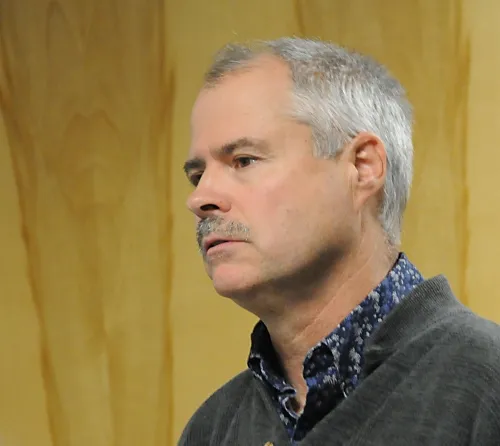 PRESENTATION--Entomologist William Roltsch of the California Department of Food and Agriculture discusses the light brown apple moth at the Nov. 6th meeting of the Northern California Entomology Society. (Photo by Kathy Keatley Garvey)