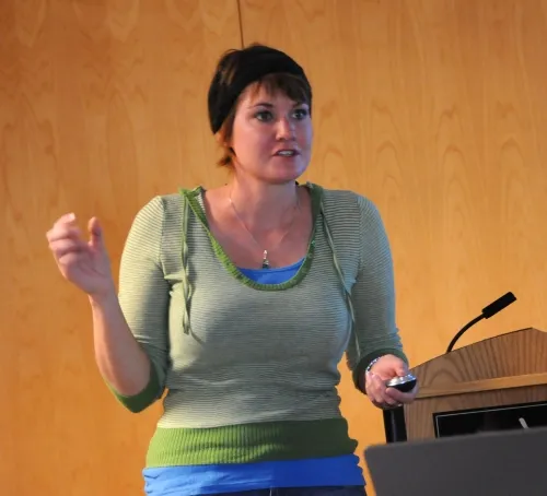 IN SUPPORT OF URBAN BEE DIVERSITY--Jaime Pawelek of UC Berkeley’s Department of Organisms and the Environment, discussed “Native California Bees: Looking for Cheap Urban Real Estate” at the Nov. 6 meeting of the Northern California Entomology Society. (Photo by Kathy Keatley Garvey)