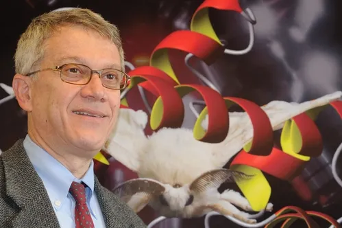 WALTER LEAL is a newly selected Fellow of the Entomological Society of America, a prestigious award granted to only 10 or fewer members of the 6000-member organization each year. (Photo by Kathy Keatley Garvey)