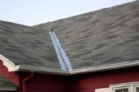 Valley with metal flashing