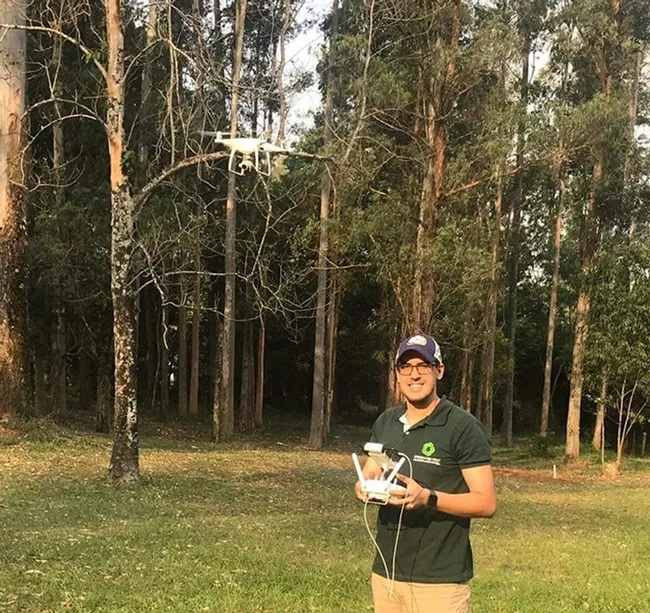 Lead author and entomologist Fernando Iost Filho of the Department of Entomology and Acarology, University of Sao Paulo, Brazil. He is a former UC Davis exchange student.