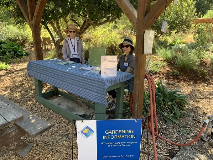Master Gardener Information Table. UC Master Gardener Program of Sonoma County.