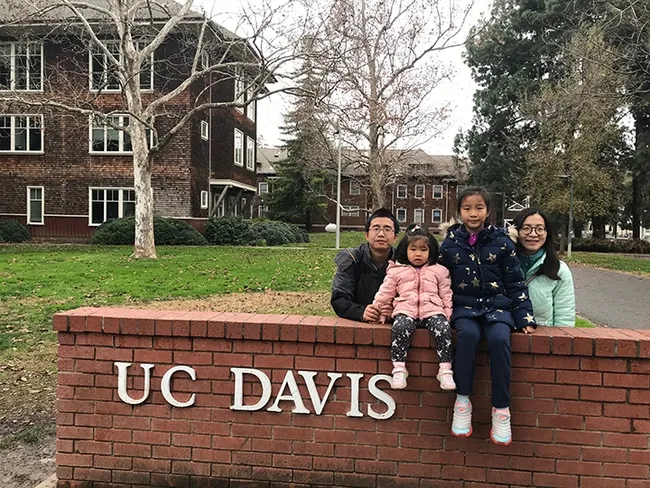 Maojun Jin served as a visiting scholar in the Bruce Hammock lab from September 2019 to September 2020. Here he is with his family at UC Davis.