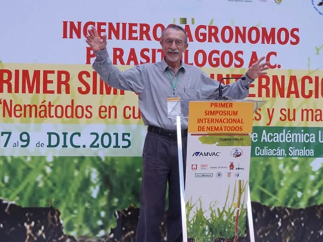 Nematologist Howard Ferris traveled to Culiacan. Mexico in December 2015 to present a short course on nematode ecology