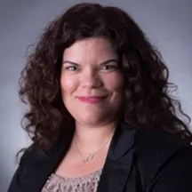 Erin Musil Headshot.jpg