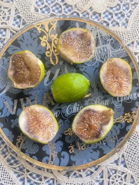 cut fig fruit on a plate