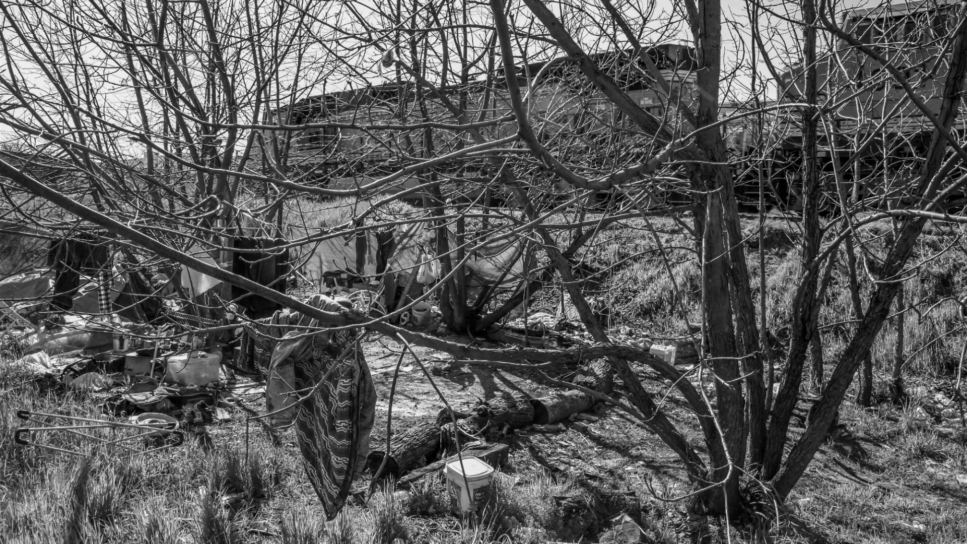 Campamento para personas sin hogar en Blue Diamond plant in Sacrament