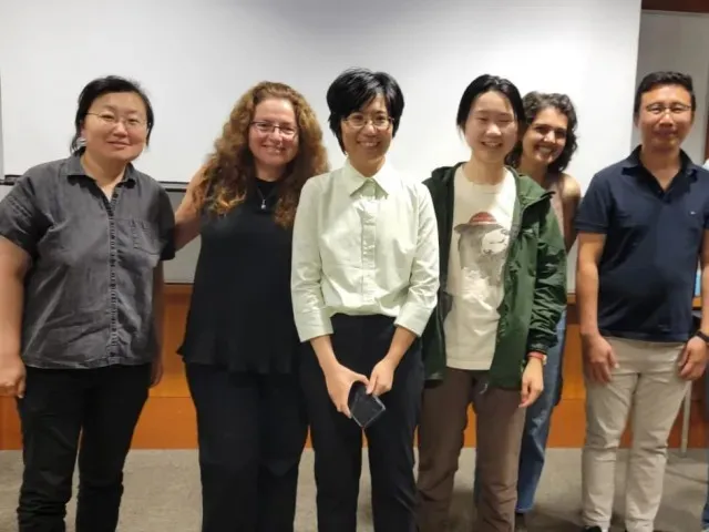 Equipo de seis científicos que participa en el estudio.