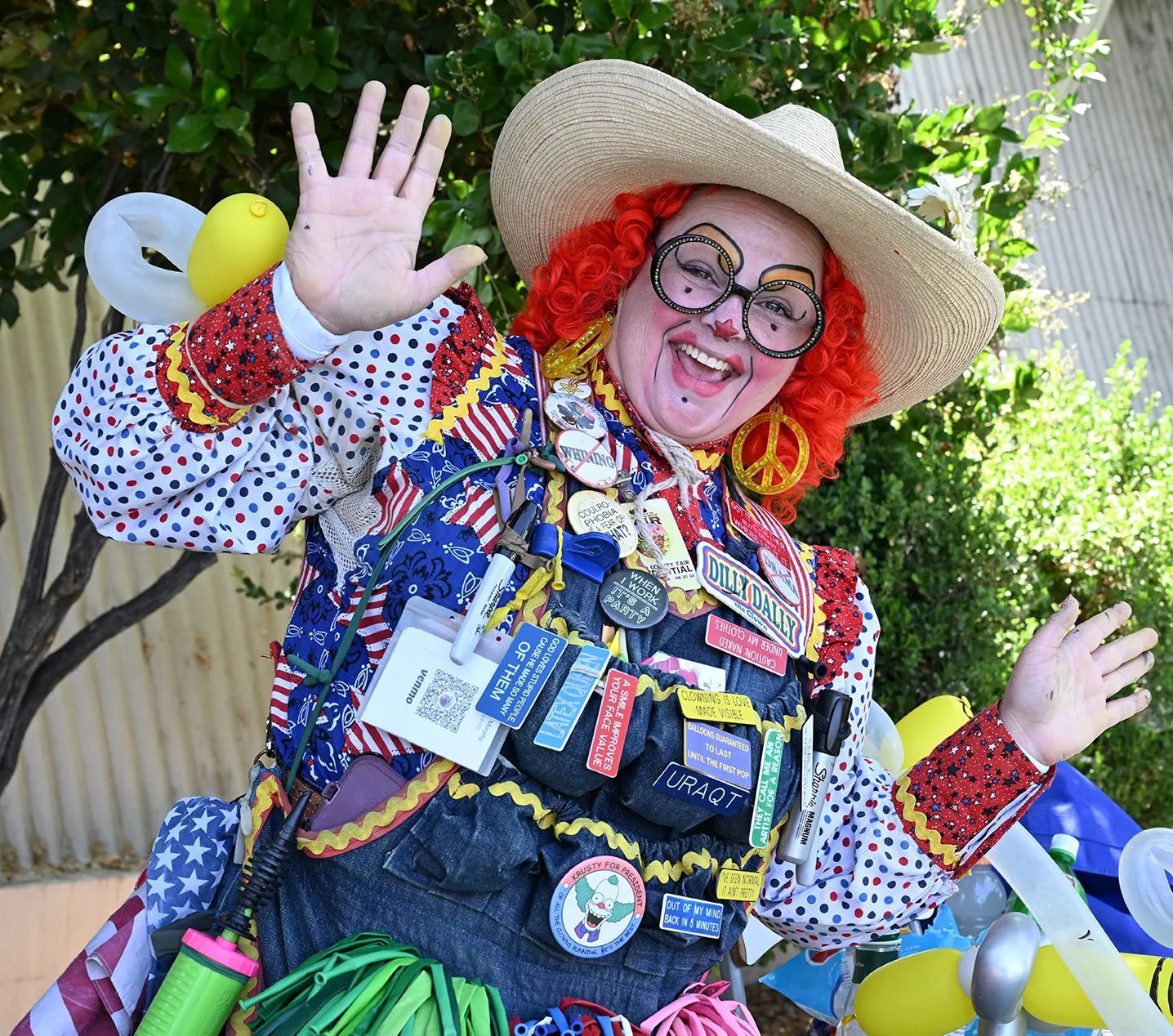 Dilly Dally the Clown waving to the crowd at the California Honey Festival