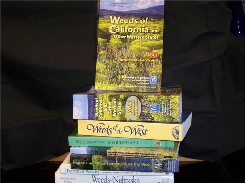 weed ID books