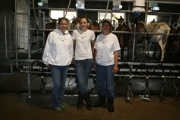 TolumaFarms-Tamara,Bekah,Gi