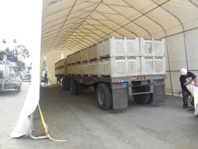 Preparing to seal up the citrus crates