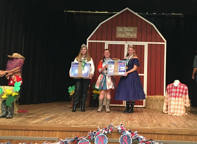 2016 Fashion Revue Top Overall Winners