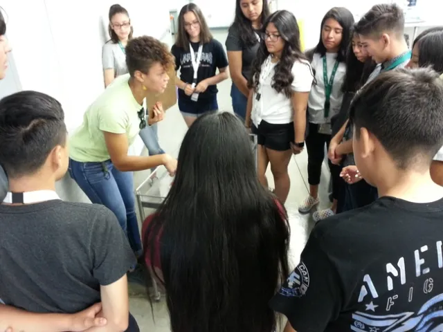 UC Davis PhD. Candidate Leslie Holland points out the virtues and vices of plant pathogens to her interested (and somewhat grossed-out) students.