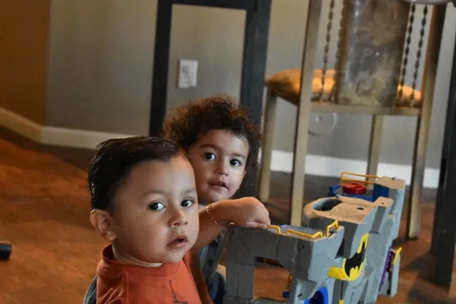 Children from food-insecure households were more likely to be over-weight or obese and less frequently ate breakfast or dinner with family. (Photo: Gtorres8944stash)