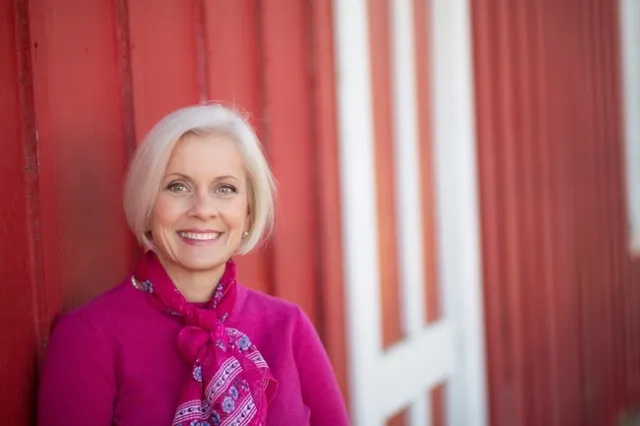 “Me encanta el aspecto multifacético de mi carrera en UC, el cual me ha permitido servir a la comunidad y a mis colegas de maneras creativas y significativas”, expresó Rose Hayden-Smith, asesora emérita de Extensión Cooperativa de UC. Fotografía por Isabel Lawrence