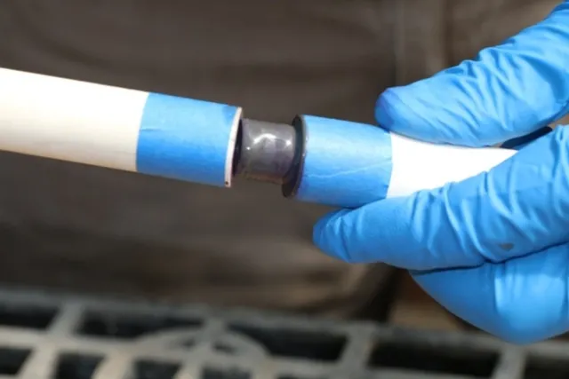 Fig. 8 Insert the cup into the shaft.