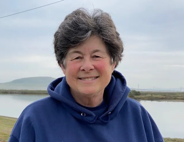 Head shot image of Roxanne Ansolabehere.