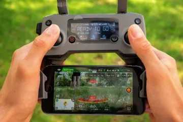 The Mavic 2 Pro controller is designed to hold a phone