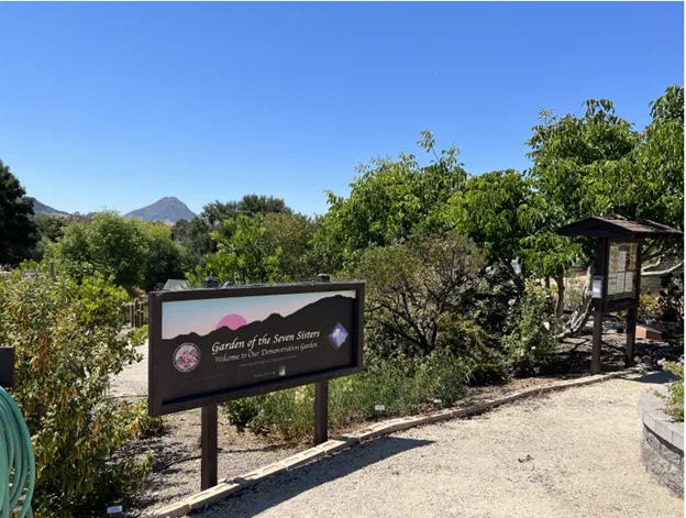 Garden of the Seven Sisters entrance