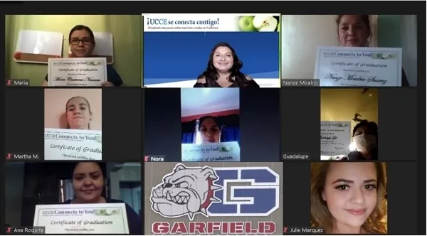 Durante gran parte de la pandemia, las clases de UCCE se han ofrecido en línea para llegar a familias en todo el condado de Los Ángeles. Al final de las clases, todos los participantes reciben un certificado de culminación. Fotografía por Natalie Price