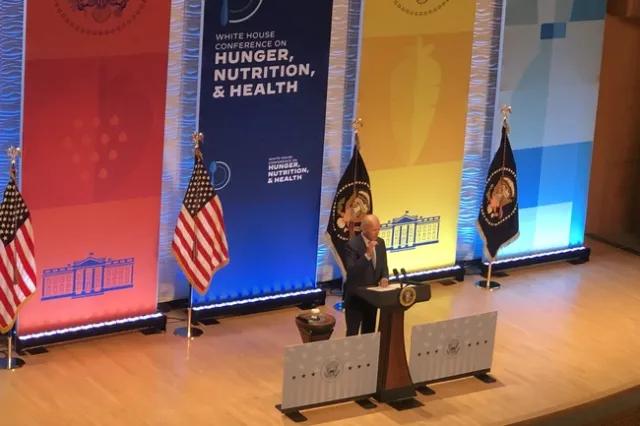 Durante su discurso durante la plenaria en la Casa Blanca sobre la Conferencia sobre Hambre, Nutrición y Salud, Joe Biden presidente de los Estados Unidos dijo “En América ningún niño debería acostarse con hambre y ningún padre debería morir de una enfermedad que puede prevenirse