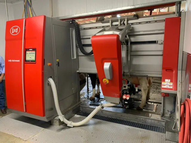 Milking robot machine