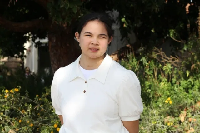 Kaitlin, miembro del programa 4-H, participó por primera vez en la Fiesta Anual de los Alimentos.