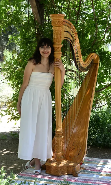 Samantha Murray in the UC Davis Bee Haven. (Photo by Kathy Keatley Garvey)