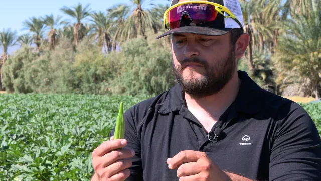 Enrique Berriózabal sostiene okra