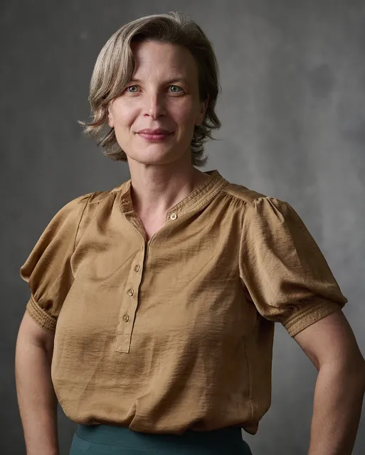 UC Davis alumna Hannah Burrack, professor and chair of the Michigan State University Department of Entomology, is the 2025 recipient of the Thomas and Nina Leigh Outstanding Alumni Award.
