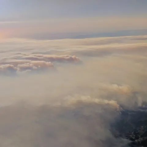 Aerial view of smoke from the 2017 fires in Napa and Sonoma counties. (Photo: Wikimedia Commons, CC BY-SA 4.0)