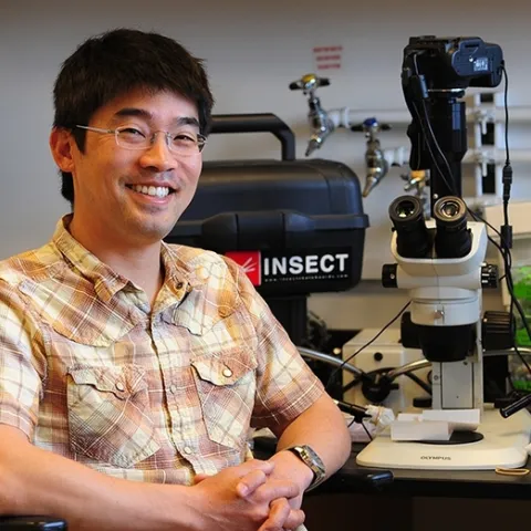 Louie Yang is the recipient of an international award for his academic advising activities. (Photo by Kathy Keatley Garvey)