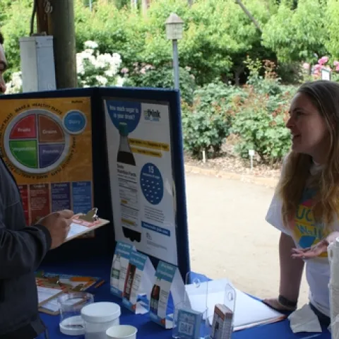 Nutrition Educator Ashley Abrahamson shares information about sugar sweetened beverages at ReThink Your Drink Day