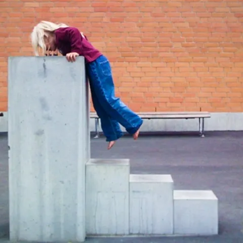 Children’s emotional experiences of drinking water can influence their behavior. Photo by Clemens v. Vogelsang/Creative Commons.