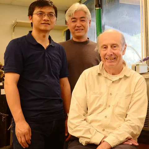 UC Davis researchers Jun Yang (right) and Sung Hee Hwang (center) with Bruce Hammock. (Photo by Kathy Keatley Garvey)