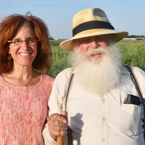 Gwen Grelet of New Zealand’s LandCareResearch and Tom Willey of CASI at the NRI Project field in Five Points, CA June 12, 2019