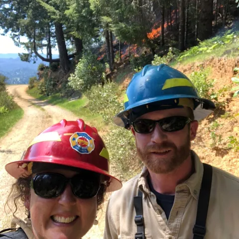 UCCE advisors Lenya Quinn-Davidson and Jeffrey Stackhouse at a prescribed burn in Humboldt County.