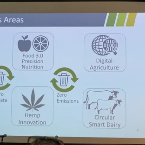 Gabe Youtsey, lower right, chief innovation officer for UC Agriculture and Natural Resources, shares the scope of the VINE (thevine.io), UC ANR's innovation center, at Open Farm 2019.