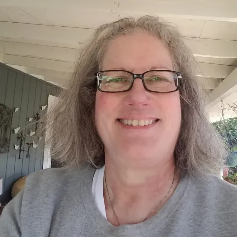 Headshot image of Louise Pagone