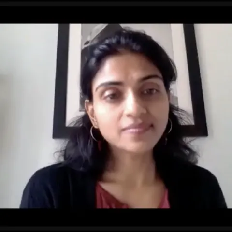 Saru Jayaraman, directora del centro de investigación de alimentos y mano de obra de la Universidad de California en Berkeley.