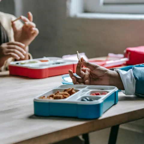 pexels-katerina-holmes-5905680