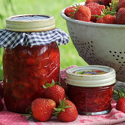 strawberry jam and fresh strawberries