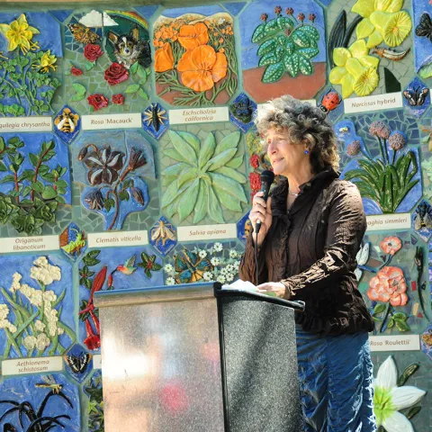 UC Davis Distinguished Professor Emerita Diane Ullman discussing Nature's Gallery, UC Davis Arboretum and Public Garden, ast its dedication in June 2012. (Pohto by Kathy Keatley Garvey)