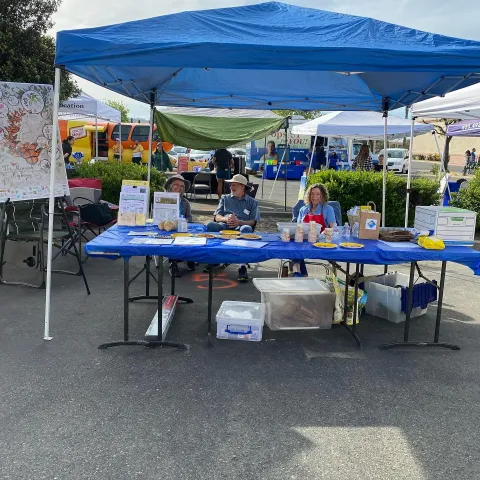 Master Gardeners at the Visalia Farmers Market