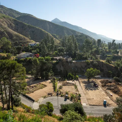 A panoramic view of Altadena's burned neighorhoods.