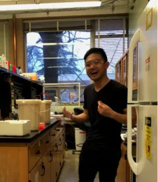 Intern student Robert Tjandra preparing annual bluegrass samples for analysis