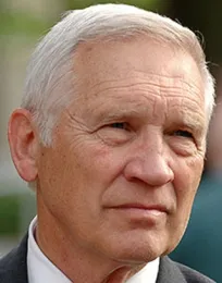 Bennie Osburn, project leader