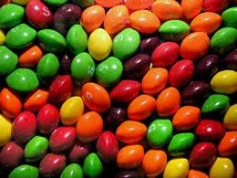 Skittles (Image by Piccolo Namek,courtesy of Wikipedia)