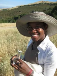Pollination ecologist Alexandra Harmon-Threatt